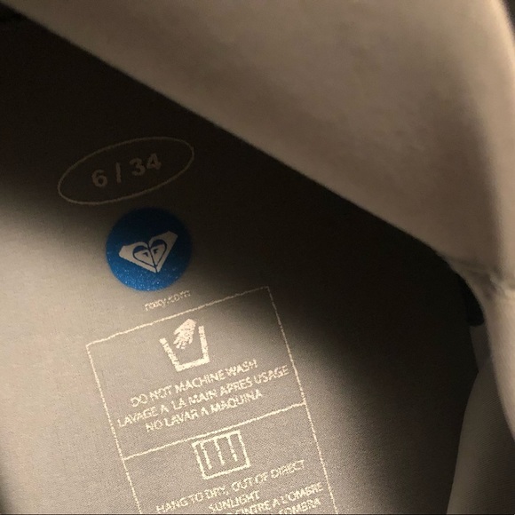 Vintage 2010 Roxy & Kassia Meador 2mm Neoprene Shorty Wetsuit Springsuit - Picture 9 of 14